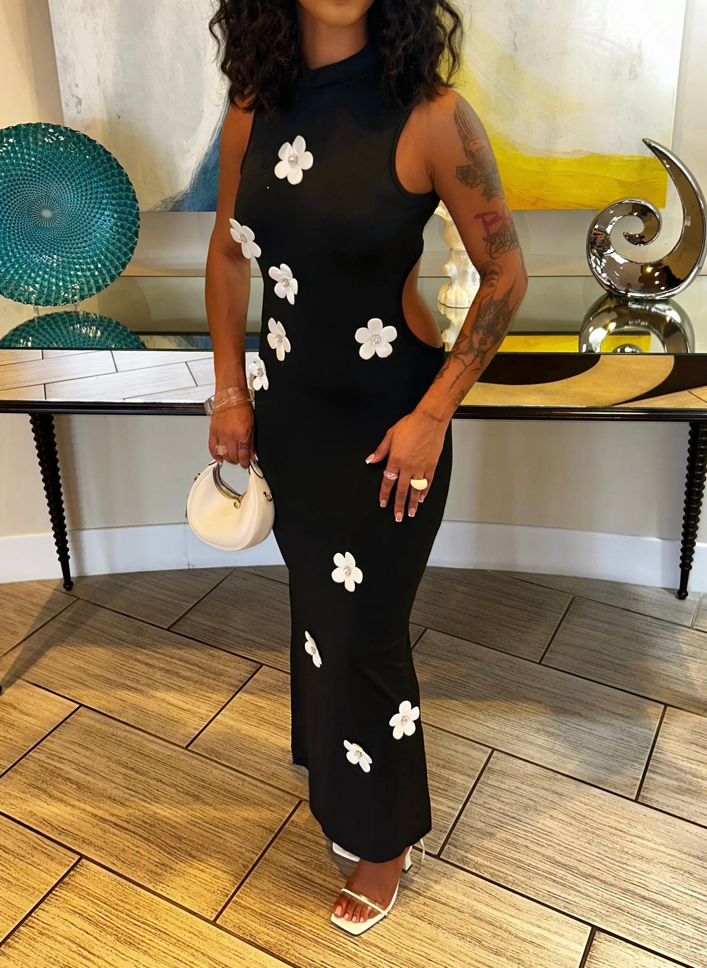 Cynthia 3D Flower Cutout Backless Dress x Black