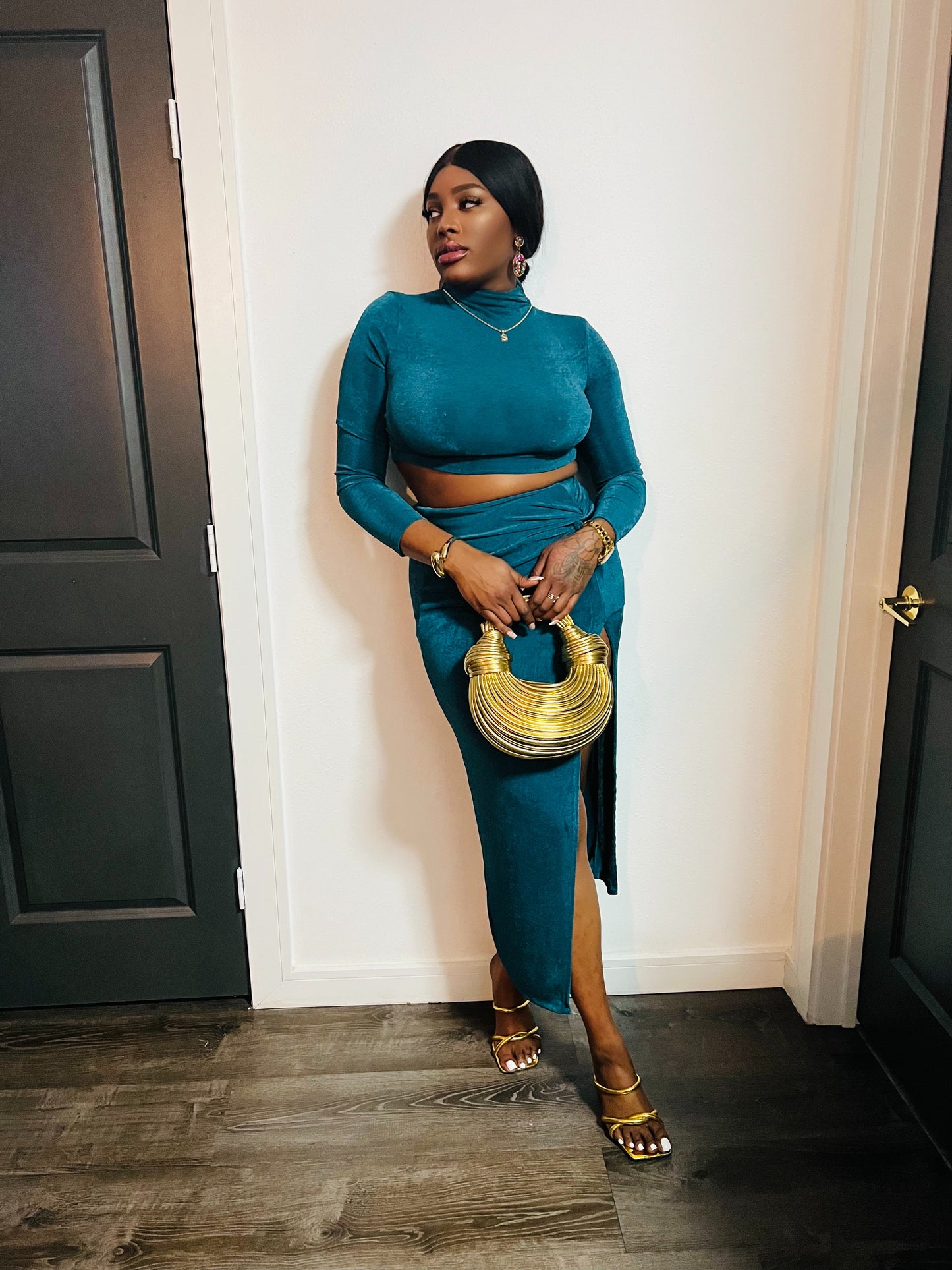 Taraji Cropped Long Sleeve & Thigh Split Skirt Co-ord x Teal