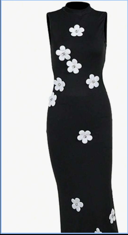 Cynthia 3D Flower Cutout Backless Dress x Black