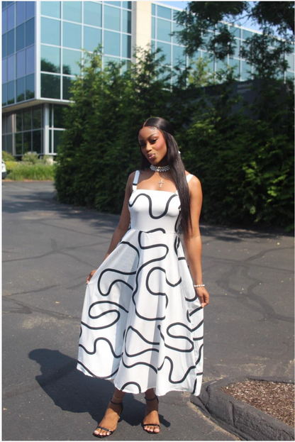 Janaé Outline Dress